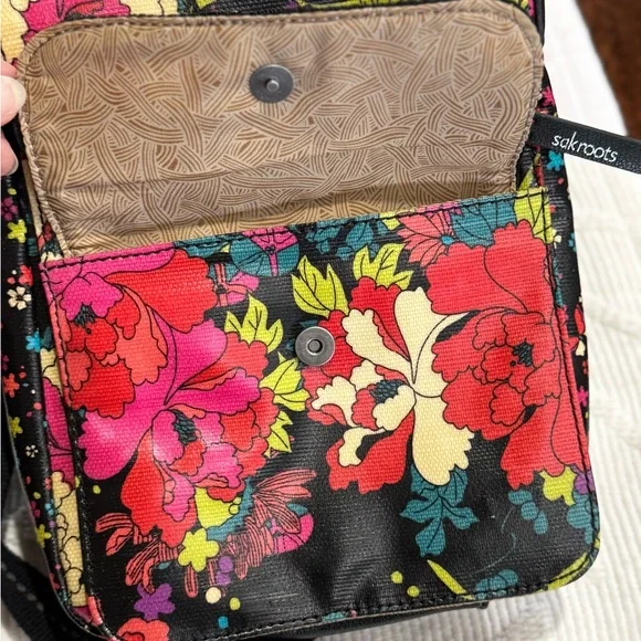 Sakroots Floral Crossbody Bag - Black Multicolor - Picture 6 of 13